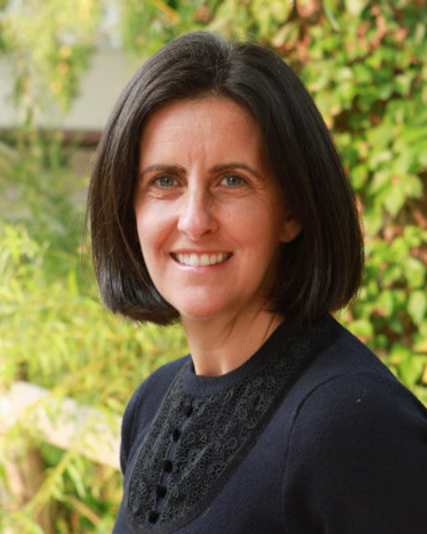 Katie Ouellette headshot