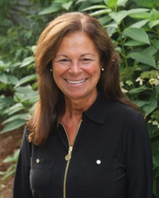 Mary Ellen Maloney headshot