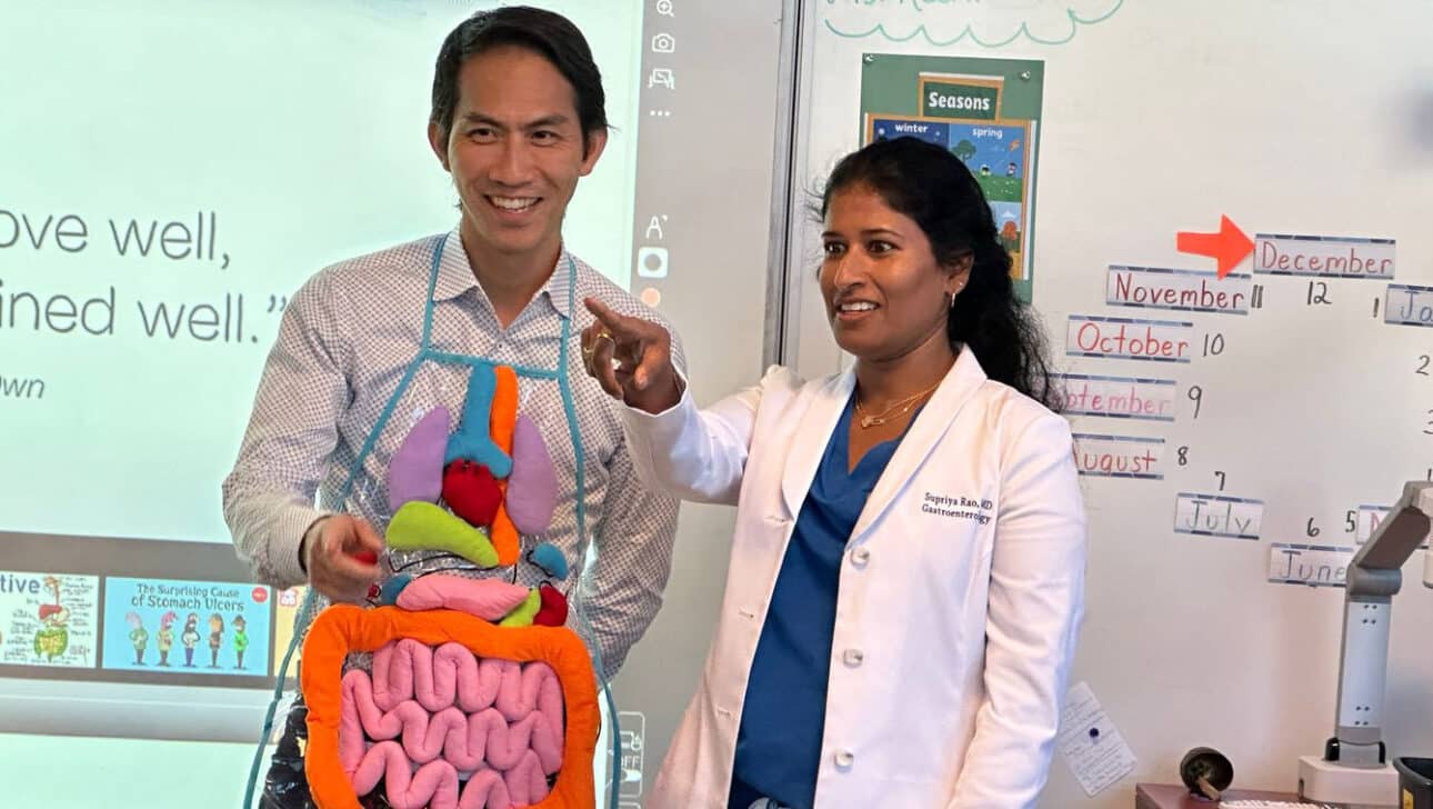 Dr. Supriya Rao and Dr. Allen Hwang Speak to Grade 4 at DCD